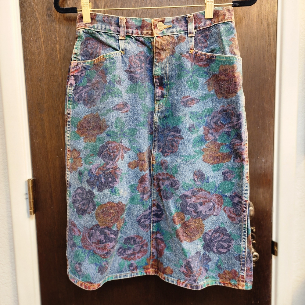 90s Vintage Floral Denim Palmettos Skirt Size 11 28" Waist